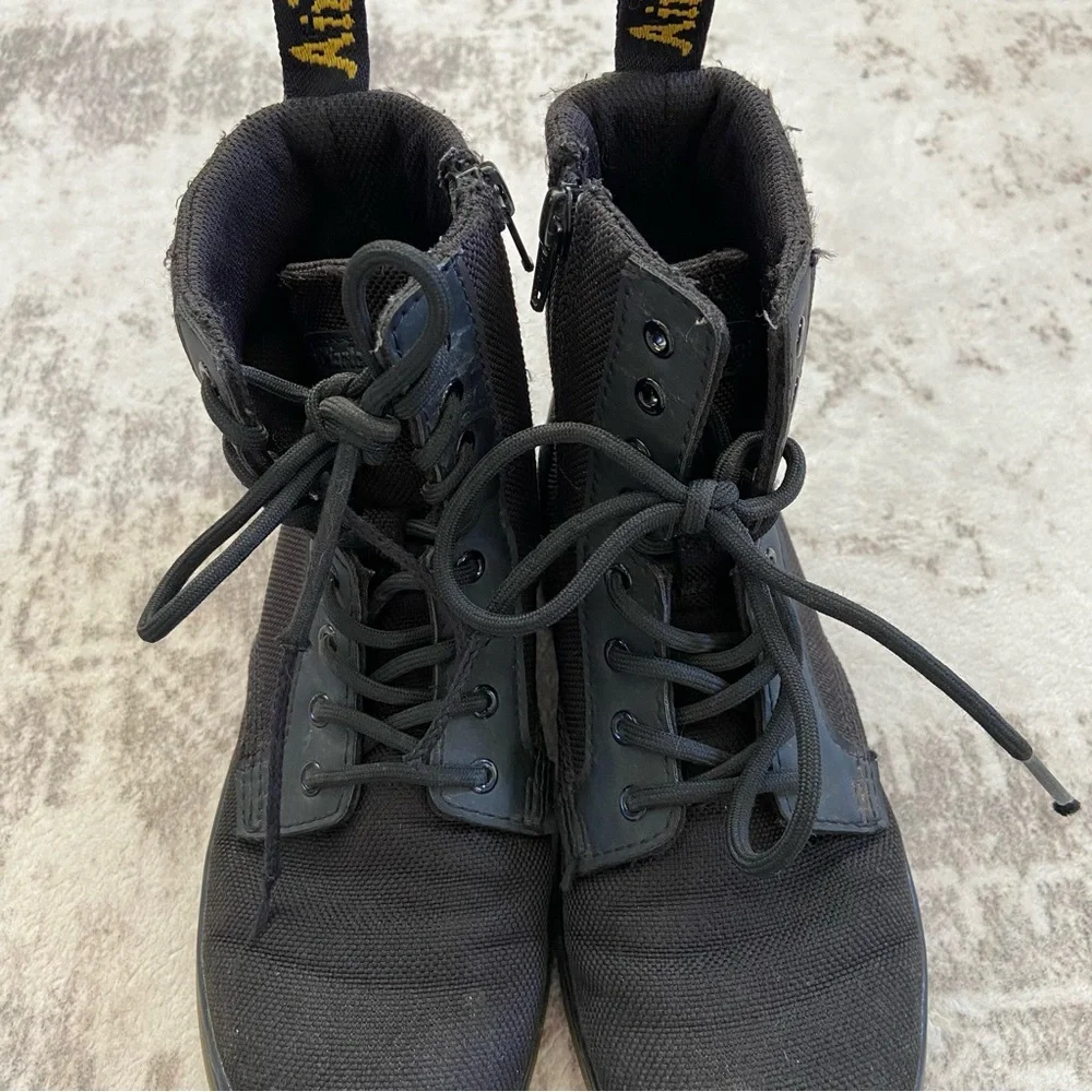 Kids Dr‎ Martens Airwalk 2